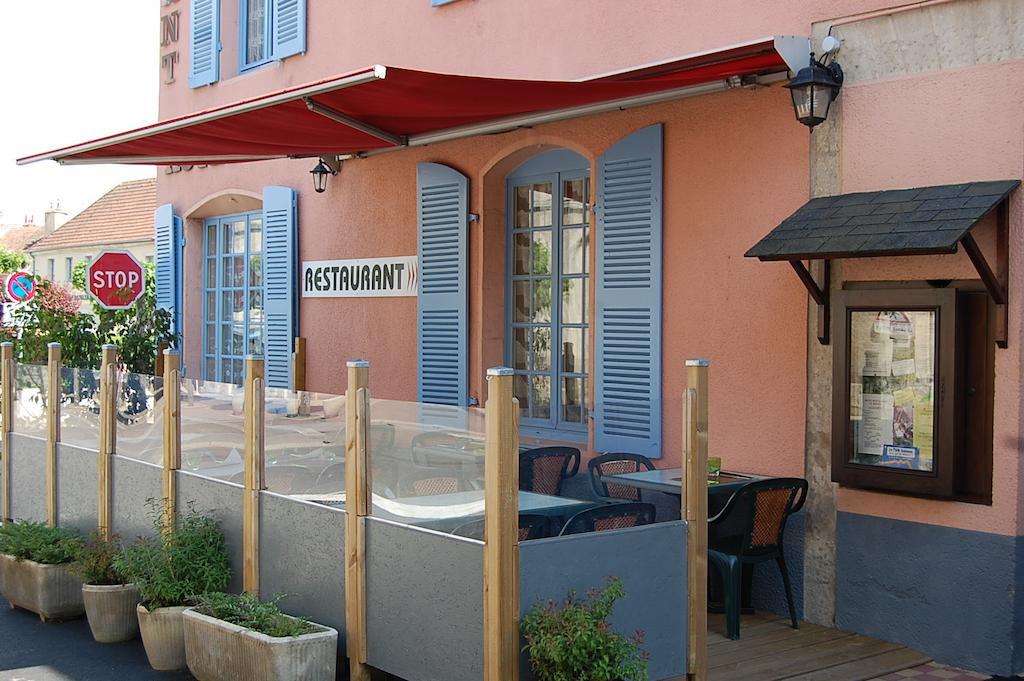 Hotel Du Donjon Champlitte-et-le-Prelot Екстер'єр фото